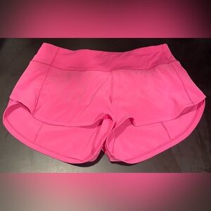 Lululemon: Speed Up Low-Rise Lined Short